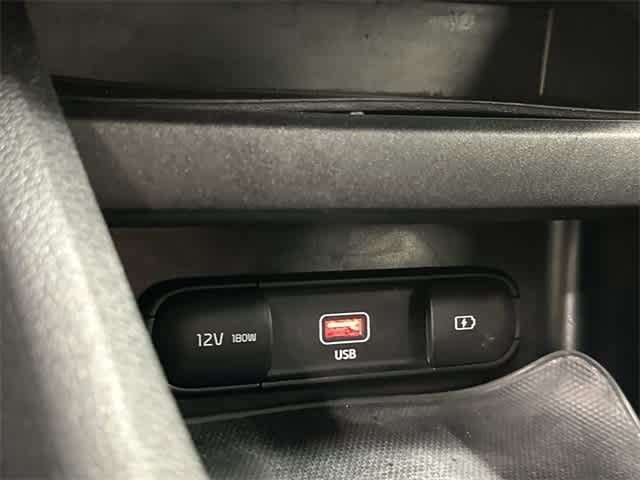 Thumbnail: 2024 Kia Forte - 25