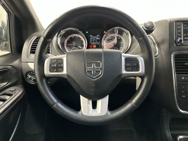 Thumbnail: 2019 Dodge Grand Caravan - 15