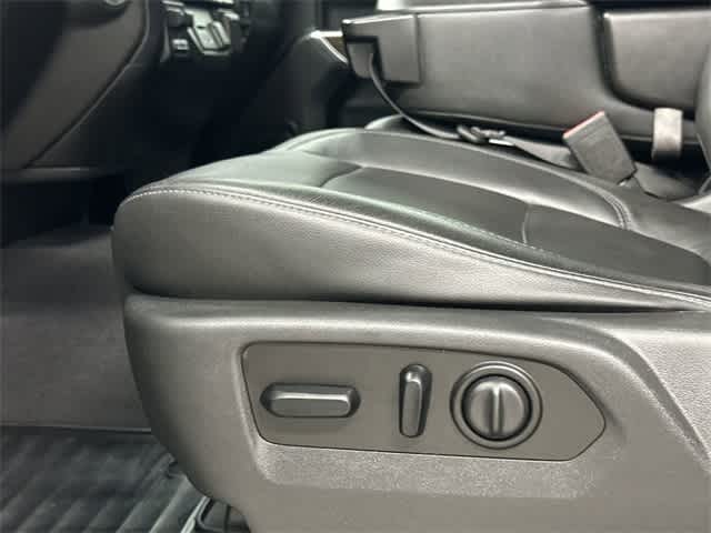 Thumbnail: 2020 Chevrolet Silverado 1500 - 25