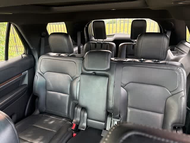Thumbnail: 2016 Ford Explorer - 5