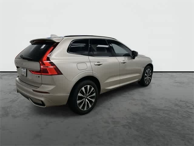 Thumbnail: 2024 Volvo XC60 - 4