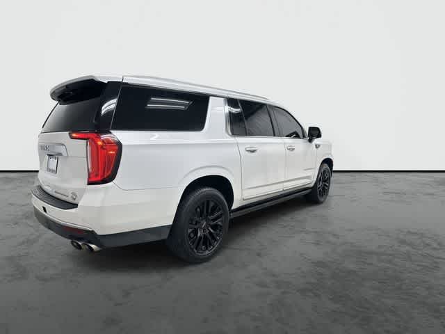 Thumbnail: 2021 GMC Yukon XL - 4