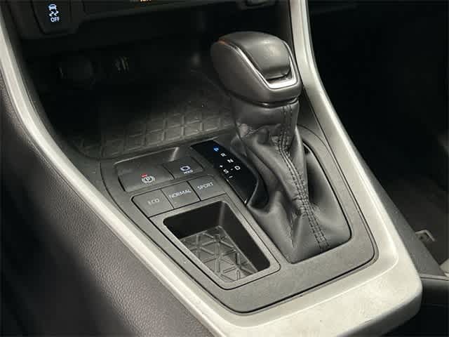 Thumbnail: 2023 Toyota RAV4 - 23