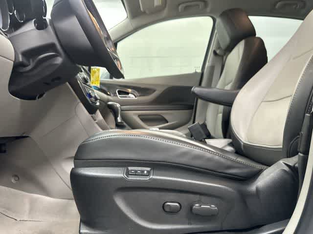 Thumbnail: 2013 Buick Encore - 27