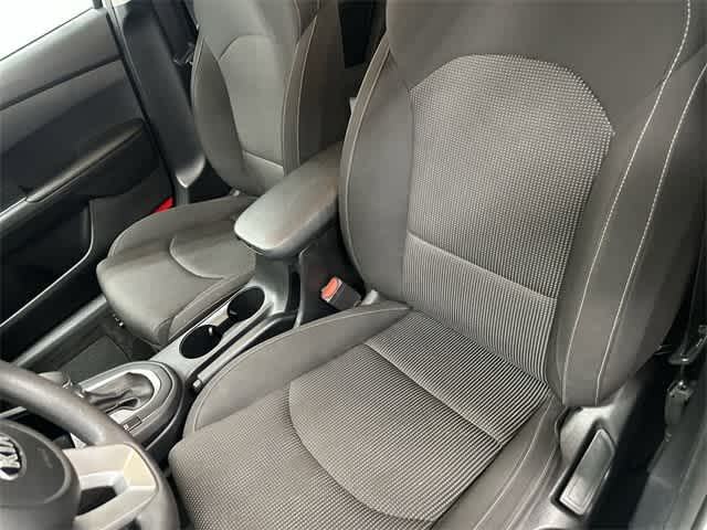 Thumbnail: 2020 Kia Forte - 10