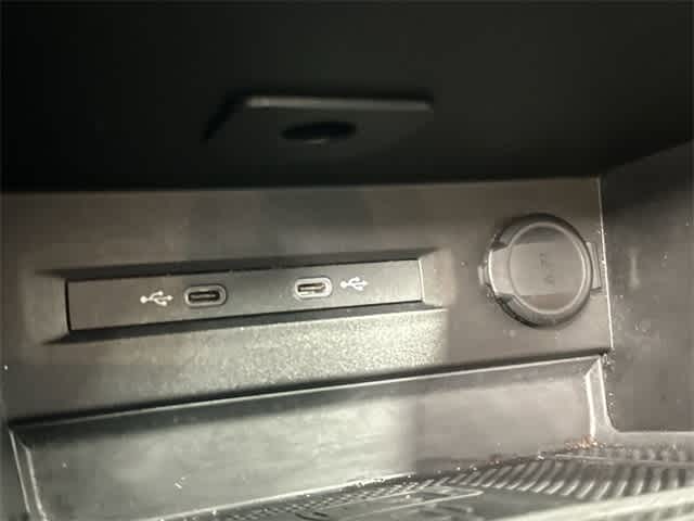 Thumbnail: 2024 Volkswagen Taos - 25