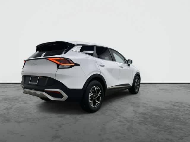 Thumbnail: 2025 Kia Sportage - 3