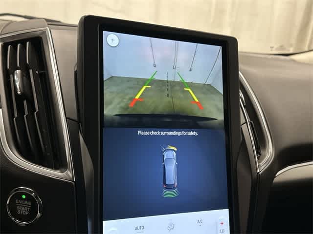 Thumbnail: 2024 Ford Edge - 23