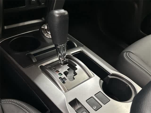 Thumbnail: 2024 Toyota 4Runner - 24