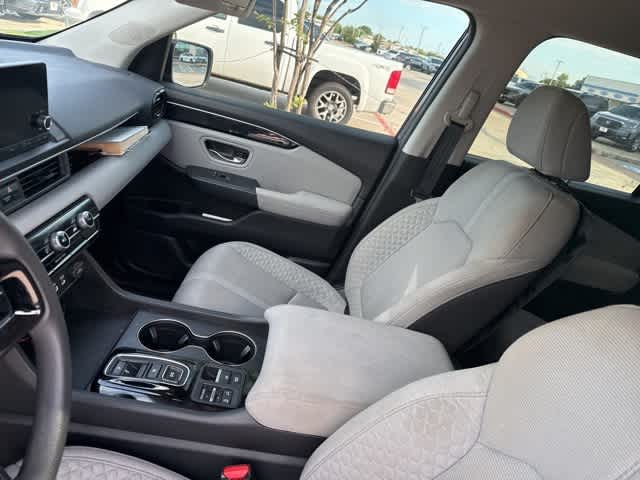 Thumbnail: 2023 Honda Pilot - 10