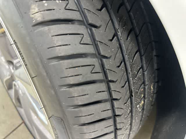 Thumbnail: 2024 Chevrolet Malibu - 29