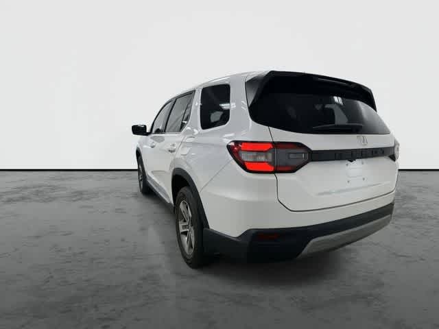 Thumbnail: 2023 Honda Pilot - 2