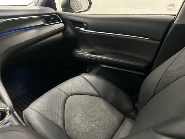 Thumbnail: 2021 Toyota Camry - 13