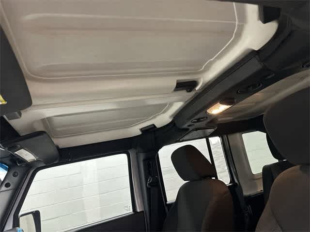 Thumbnail: 2015 Jeep Wrangler - 24