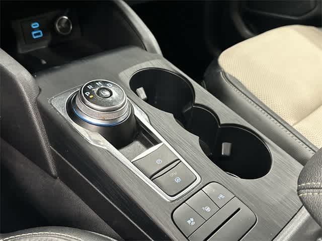 Thumbnail: 2021 Ford Escape - 25