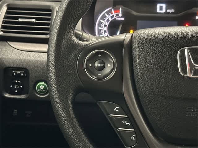 Thumbnail: 2019 Honda Ridgeline - 17