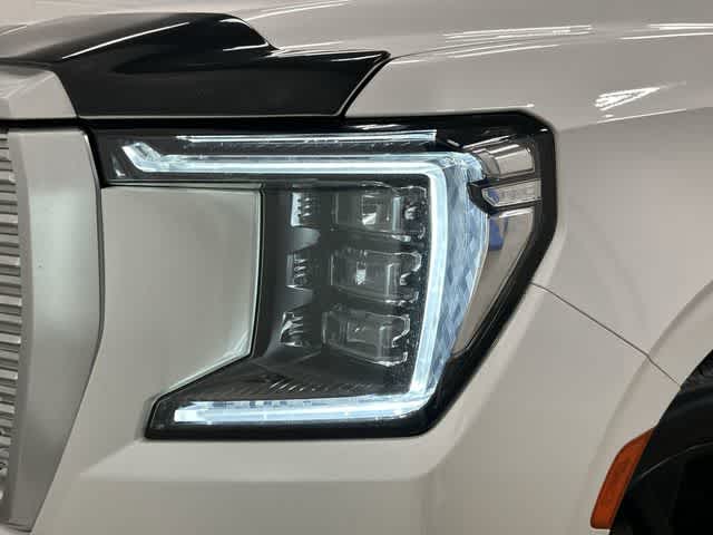 Thumbnail: 2021 GMC Yukon XL - 30