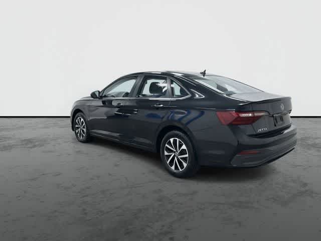 Thumbnail: 2024 Volkswagen Jetta - 9