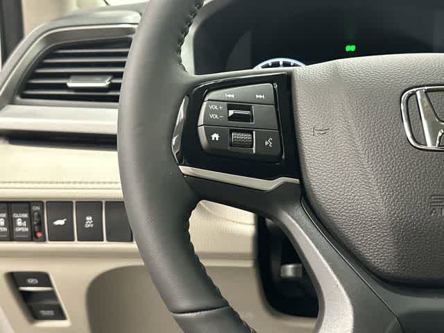 Thumbnail: 2026 Honda Odyssey - 17