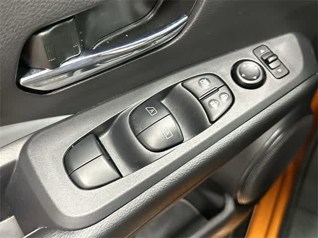 Thumbnail: 2023 Nissan Kicks - 20