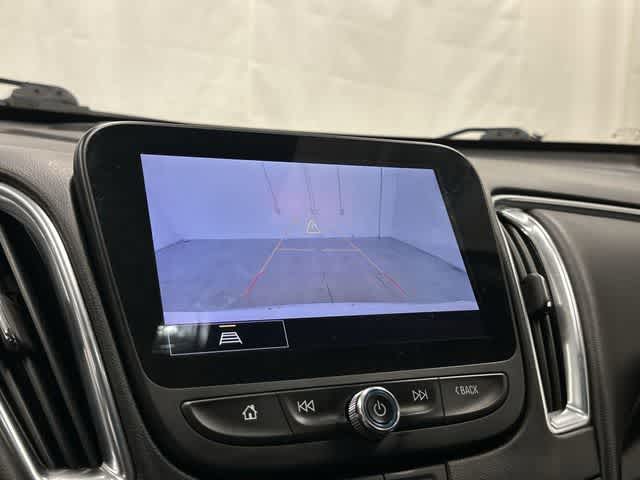 Thumbnail: 2024 Chevrolet Malibu - 23