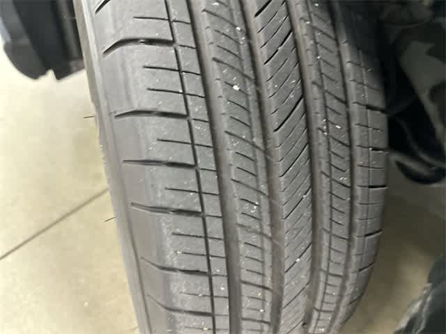 Thumbnail: 2023 Toyota Corolla Cross - 29