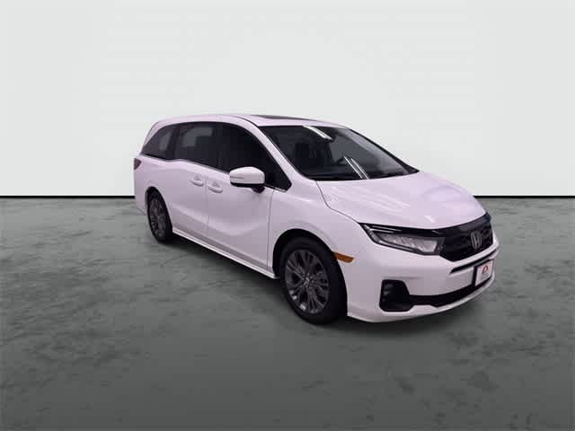 2025 Honda Odyssey Touring 2