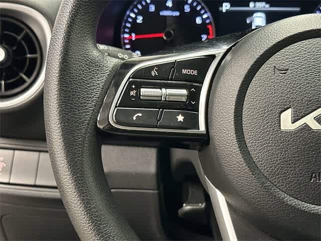 Thumbnail: 2024 Kia Forte - 17