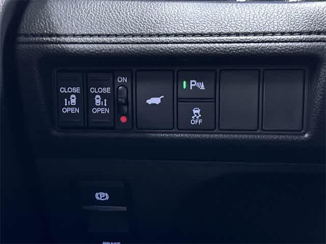 2025 Honda Odyssey Elite 19