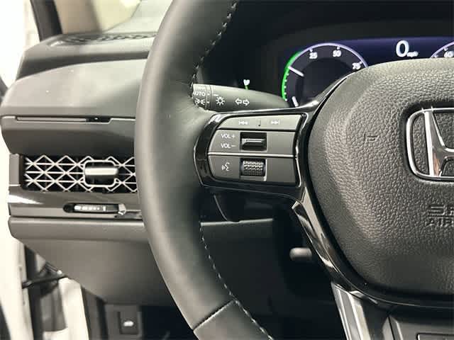 Thumbnail: 2025 Honda Accord - 17