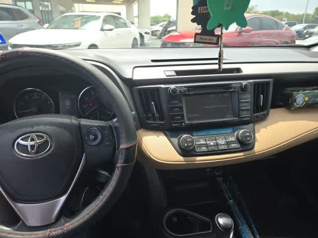 Thumbnail: 2016 Toyota RAV4 - 5