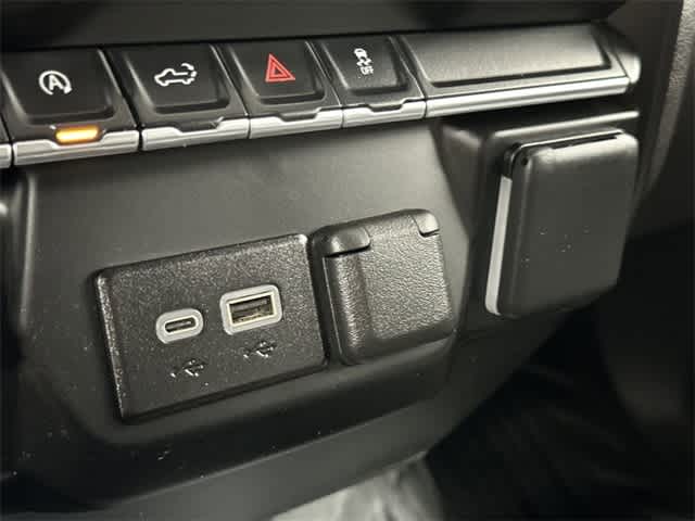 Thumbnail: 2023 Chevrolet Silverado 1500 - 24