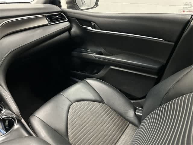 Thumbnail: 2020 Toyota Camry - 13