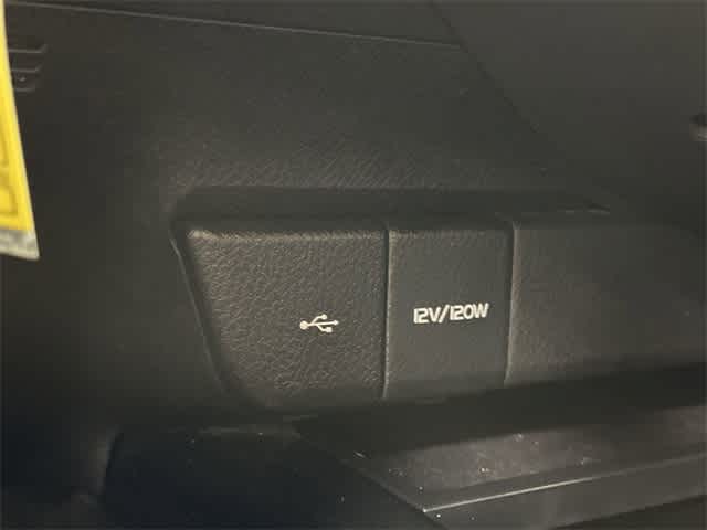 Thumbnail: 2020 Toyota Camry - 25