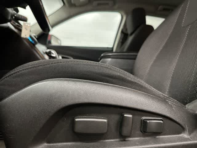 Thumbnail: 2014 Chevrolet Equinox - 26