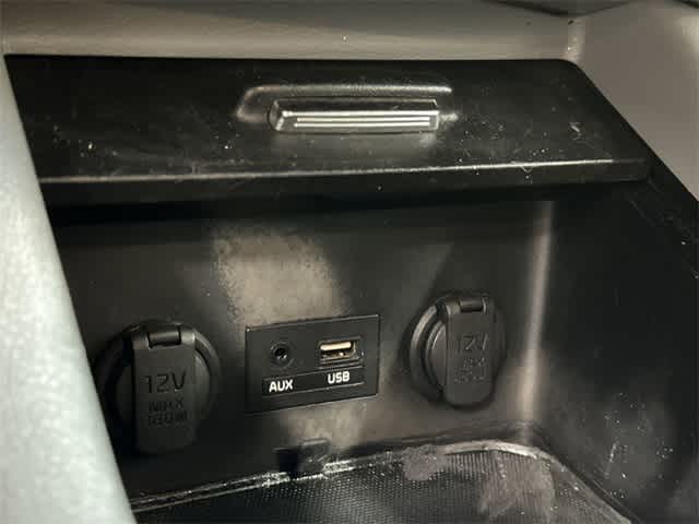 Thumbnail: 2018 Kia Forte - 25