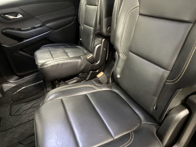 Thumbnail: 2019 Chevrolet Traverse - 11