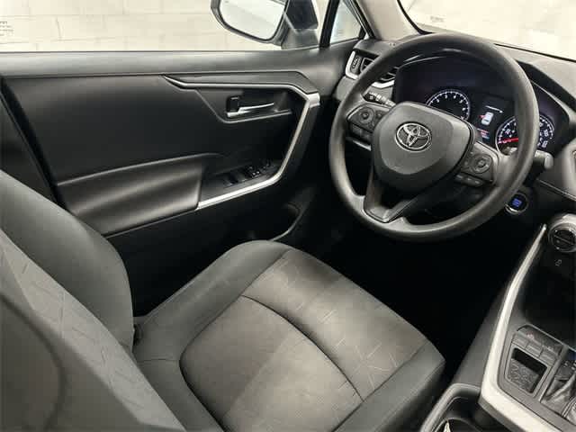 Thumbnail: 2019 Toyota RAV4 - 12