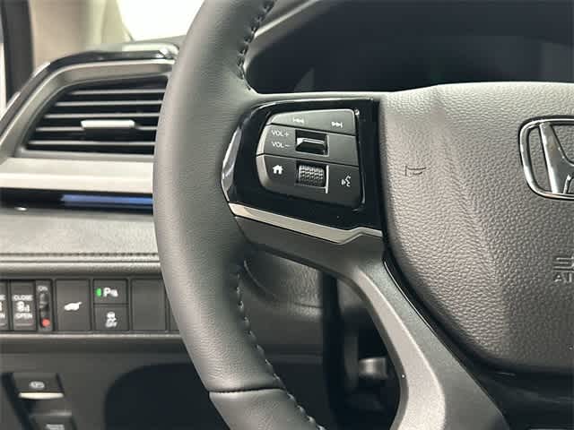 Thumbnail: 2026 Honda Odyssey - 17