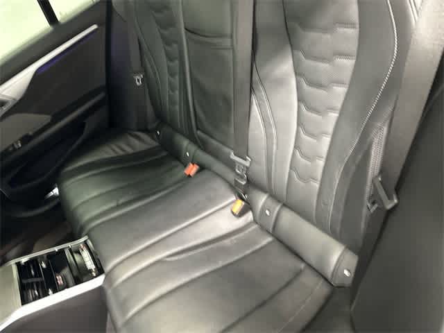 Thumbnail: 2022 BMW 8 Series - 11