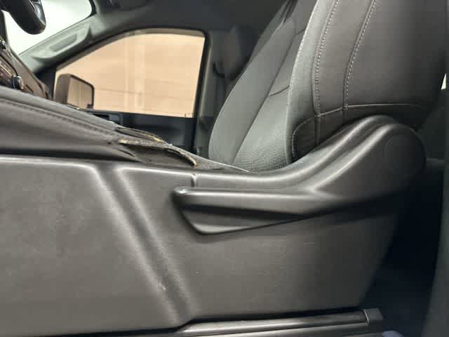 Thumbnail: 2020 Chevrolet Silverado 2500 - 26