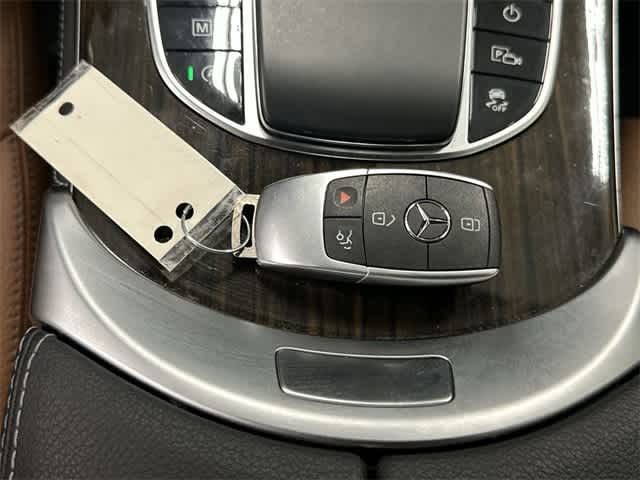 Thumbnail: 2020 Mercedes-Benz GLC - 31