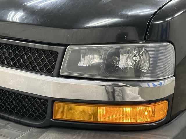 Thumbnail: 2018 Chevrolet Express - 28