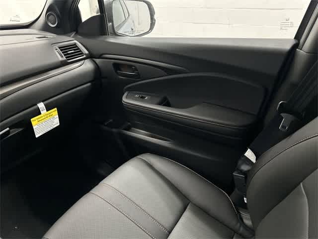 Thumbnail: 2025 Honda Ridgeline - 13