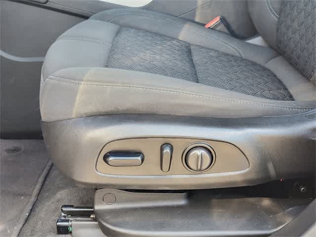 Thumbnail: 2021 Chevrolet Blazer - 23