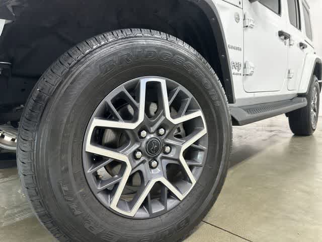 Thumbnail: 2024 Jeep Wrangler - 28