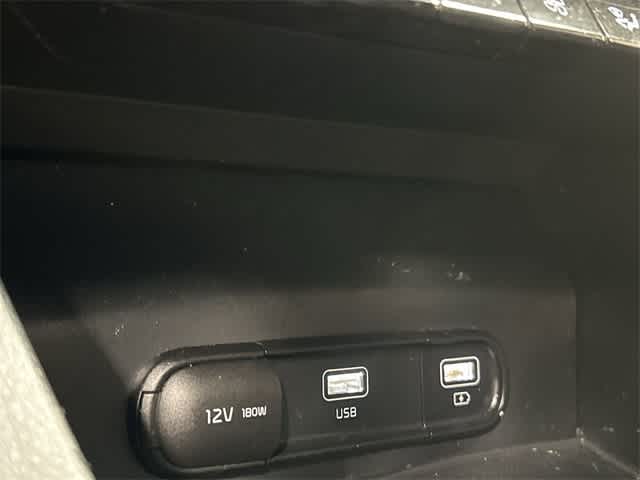 Thumbnail: 2021 Kia K5 - 25