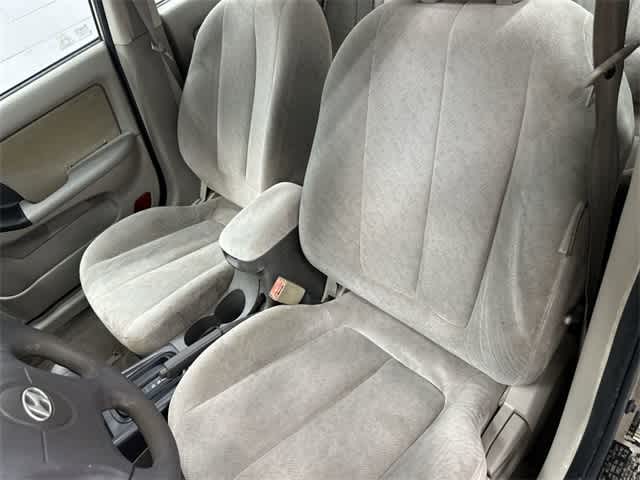 Thumbnail: 2005 Hyundai Elantra - 10