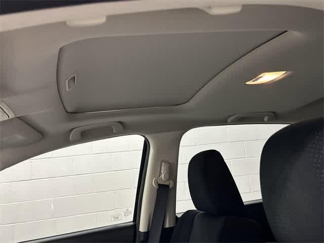 Thumbnail: 2012 Honda CR-V - 27