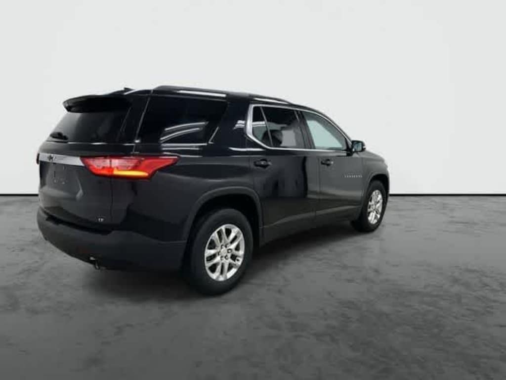Used 2019 Chevrolet Traverse LT Cloth w/1LT SUV